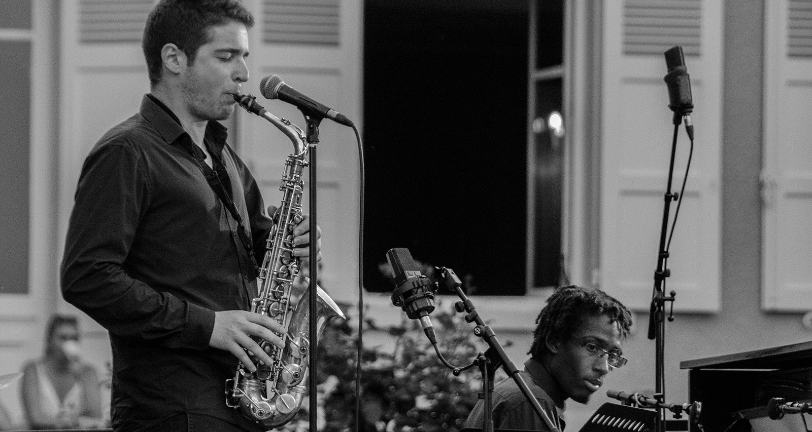 Crossing – Digression